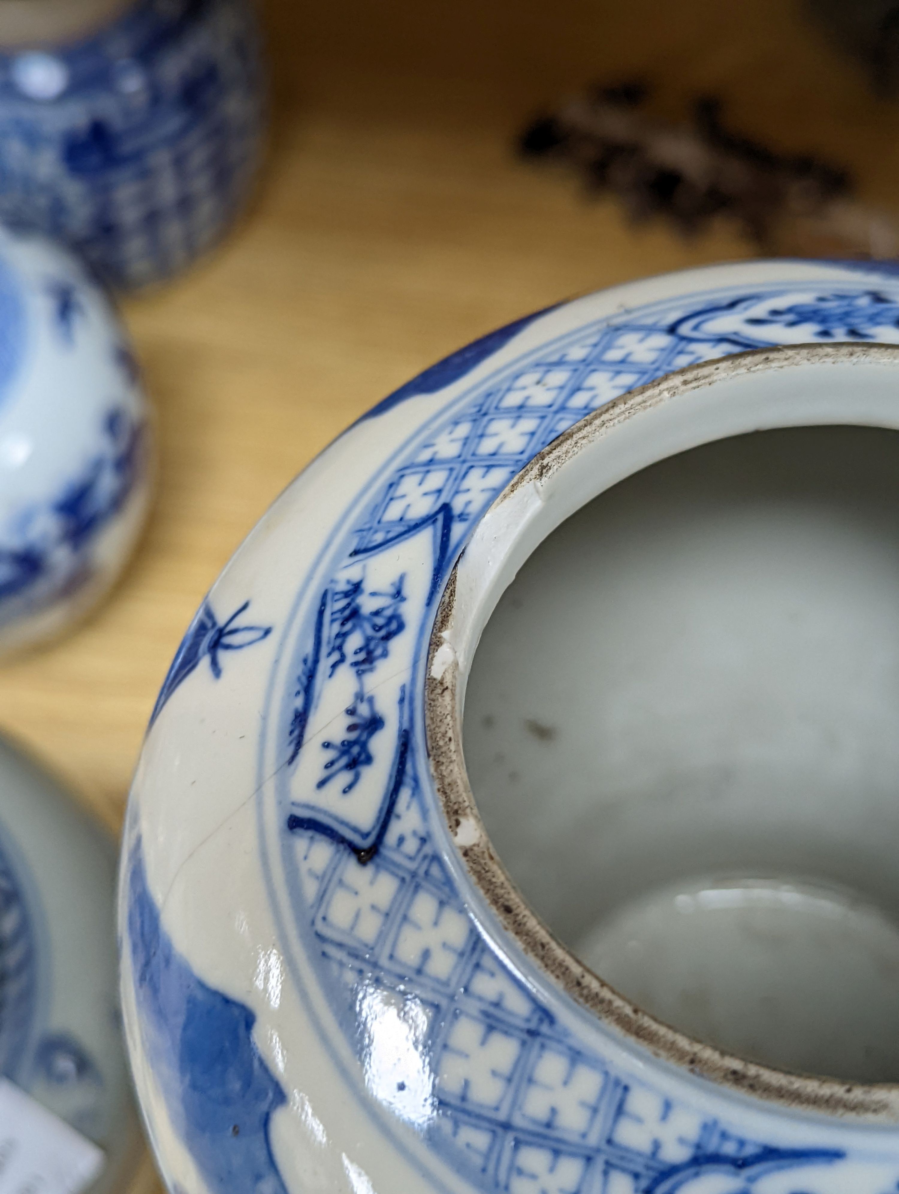 Four Chinese blue and white jars, 19th century and later